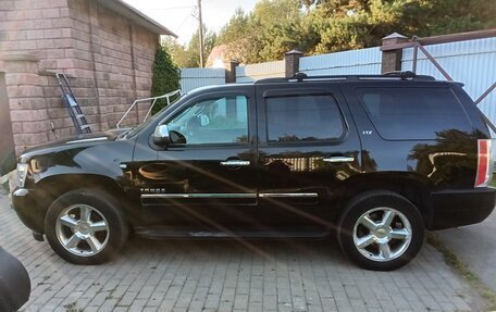 Chevrolet Tahoe III, 2012 год, 3 100 000 рублей, 2 фотография