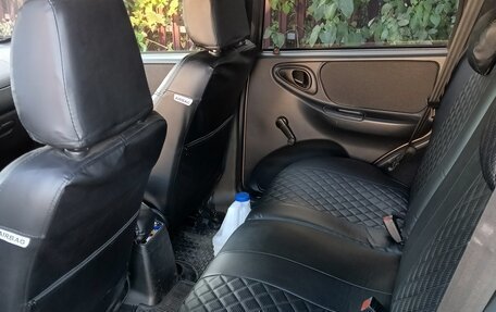 Chevrolet Niva I рестайлинг, 2017 год, 750 000 рублей, 6 фотография