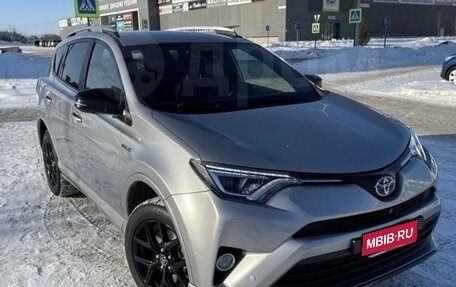 Toyota RAV4, 2018 год, 2 650 000 рублей, 1 фотография