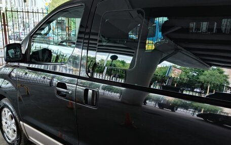 Hyundai H-1 II рестайлинг, 2015 год, 3 000 000 рублей, 9 фотография