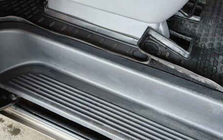 Hyundai H-1 II рестайлинг, 2015 год, 3 000 000 рублей, 15 фотография