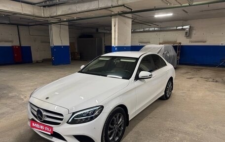 Mercedes-Benz C-Класс, 2018 год, 3 400 000 рублей, 4 фотография