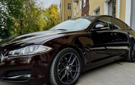 Jaguar XF I рестайлинг, 2013 год, 1 650 000 рублей, 10 фотография