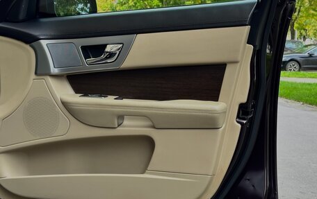 Jaguar XF I рестайлинг, 2013 год, 1 650 000 рублей, 19 фотография