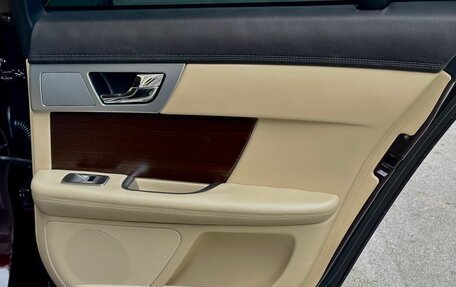 Jaguar XF I рестайлинг, 2013 год, 1 650 000 рублей, 18 фотография