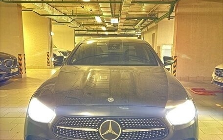Mercedes-Benz E-Класс, 2021 год, 2 650 000 рублей, 6 фотография