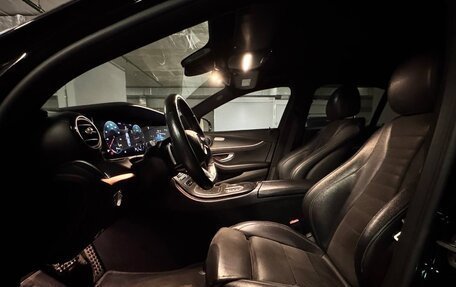 Mercedes-Benz E-Класс, 2021 год, 2 650 000 рублей, 14 фотография