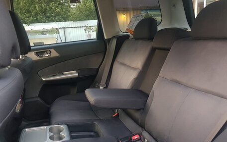Subaru Forester, 2011 год, 920 000 рублей, 10 фотография