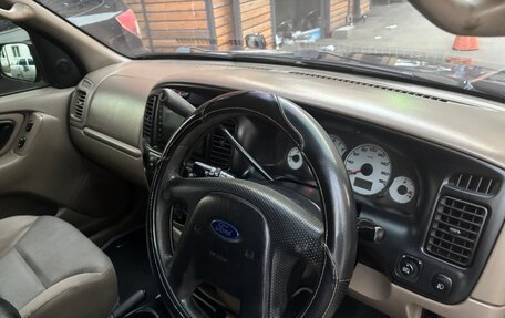 Ford Escape II, 2001 год, 679 000 рублей, 13 фотография