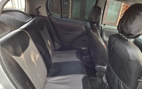 Toyota Vitz, 2010 год, 360 000 рублей, 6 фотография