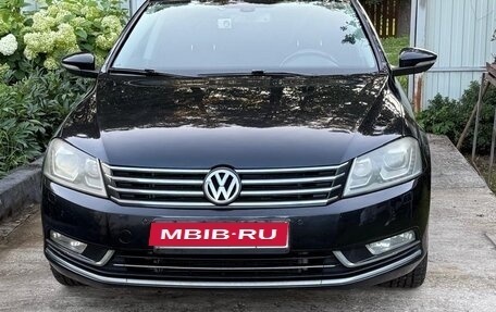 Volkswagen Passat B7, 2012 год, 1 050 000 рублей, 1 фотография