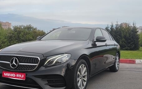 Mercedes-Benz E-Класс, 2019 год, 1 699 000 рублей, 1 фотография