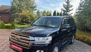 Toyota Land Cruiser 200, 2016 год, 5 500 000 рублей, 1 фотография