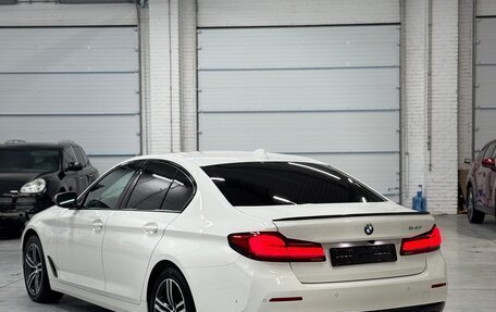 BMW 5 серия, 2020 год, 5 600 000 рублей, 2 фотография