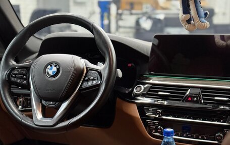 BMW 5 серия, 2020 год, 5 600 000 рублей, 11 фотография