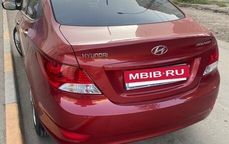 Hyundai Solaris II рестайлинг, 2011 год, 530 000 рублей, 2 фотография