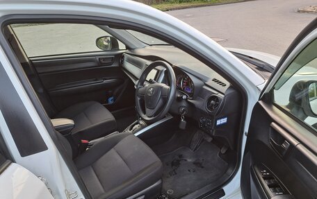 Toyota Corolla, 2018 год, 1 350 000 рублей, 8 фотография