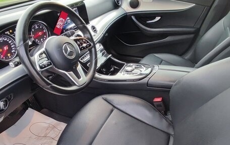 Mercedes-Benz E-Класс, 2019 год, 1 699 000 рублей, 12 фотография