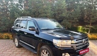 Toyota Land Cruiser 200, 2016 год, 5 500 000 рублей, 3 фотография