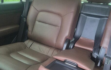 Toyota Land Cruiser 200, 2016 год, 7 198 000 рублей, 13 фотография