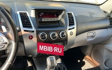 Mitsubishi Pajero Sport II рестайлинг, 2012 год, 1 250 000 рублей, 23 фотография