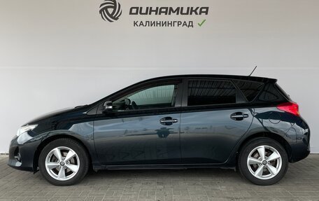 Toyota Auris II, 2014 год, 1 290 000 рублей, 2 фотография