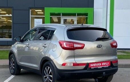 KIA Sportage III, 2010 год, 1 100 000 рублей, 7 фотография