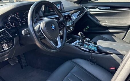 BMW 5 серия, 2019 год, 3 270 000 рублей, 5 фотография