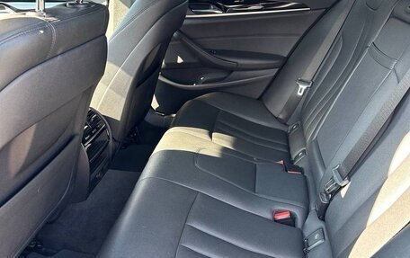BMW 5 серия, 2019 год, 3 270 000 рублей, 9 фотография