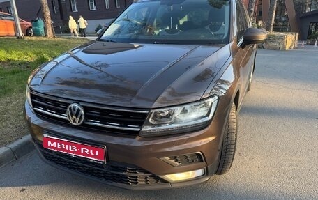 Volkswagen Tiguan II, 2017 год, 1 920 000 рублей, 3 фотография