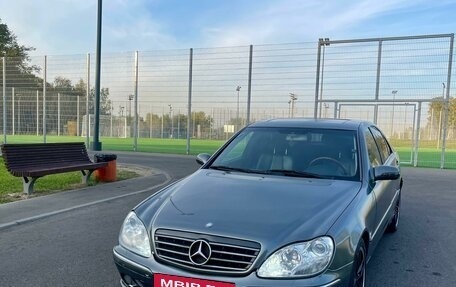 Mercedes-Benz S-Класс, 1998 год, 850 000 рублей, 3 фотография