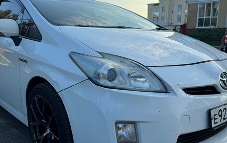 Toyota Prius, 2011 год, 830 000 рублей, 7 фотография
