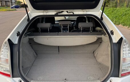 Toyota Prius, 2011 год, 830 000 рублей, 18 фотография