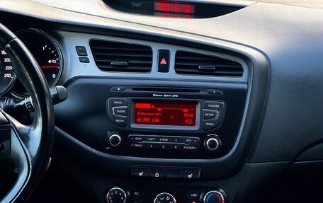 KIA cee'd III, 2014 год, 1 049 000 рублей, 20 фотография