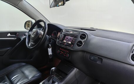 Volkswagen Tiguan I, 2012 год, 1 022 000 рублей, 13 фотография
