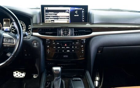 Lexus LX, 2021 год, 13 590 000 рублей, 9 фотография