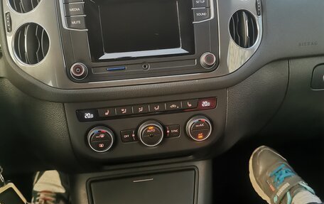Volkswagen Tiguan I, 2015 год, 1 800 000 рублей, 11 фотография
