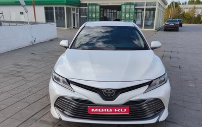 Toyota Camry, 2018 год, 2 150 000 рублей, 1 фотография