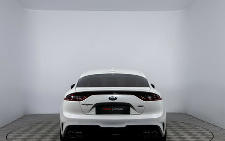 KIA Stinger I, 2019 год, 2 250 000 рублей, 6 фотография