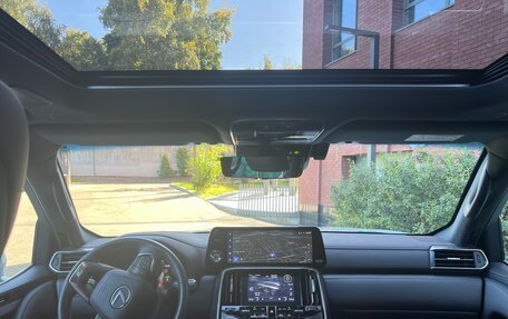 Lexus LX, 2023 год, 19 500 000 рублей, 10 фотография
