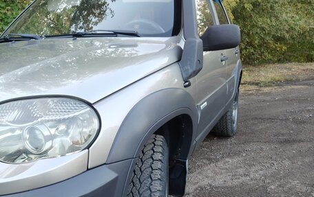 Chevrolet Niva I рестайлинг, 2011 год, 580 000 рублей, 2 фотография
