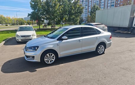 Volkswagen Polo VI (EU Market), 2016 год, 979 000 рублей, 2 фотография