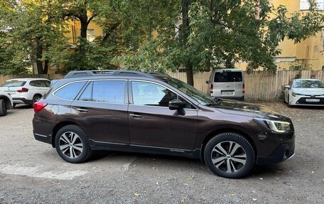 Subaru Outback IV рестайлинг, 2018 год, 2 600 000 рублей, 3 фотография