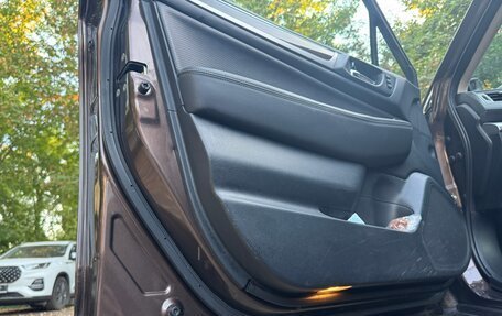 Subaru Outback IV рестайлинг, 2018 год, 2 600 000 рублей, 21 фотография