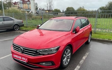 Volkswagen Passat B8 рестайлинг, 2019 год, 2 150 000 рублей, 3 фотография