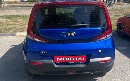 KIA Soul III, 2020 год, 1 900 000 рублей, 10 фотография