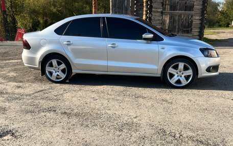 Volkswagen Polo VI (EU Market), 2010 год, 645 000 рублей, 3 фотография