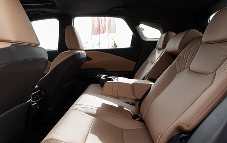 Lexus RX IV рестайлинг, 2025 год, 7 895 000 рублей, 12 фотография