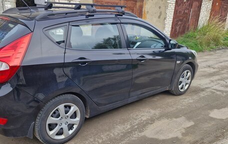 Hyundai Solaris II рестайлинг, 2011 год, 630 000 рублей, 3 фотография