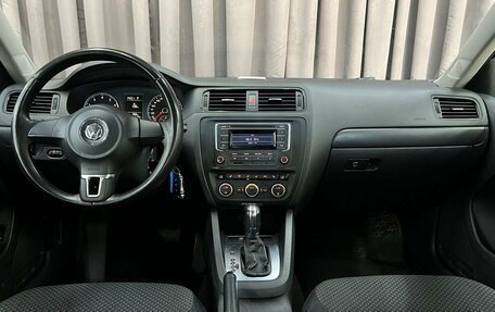 Volkswagen Jetta VI, 2014 год, 949 888 рублей, 10 фотография